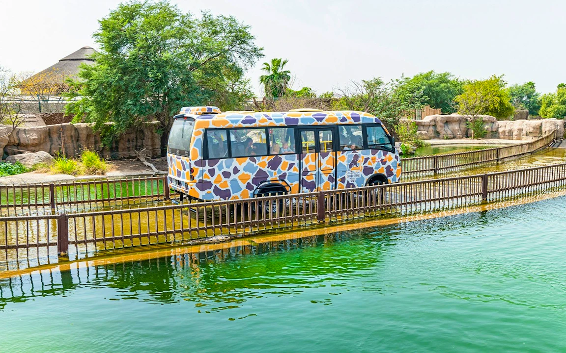 Dubai Safari Park + Global Village Ticket